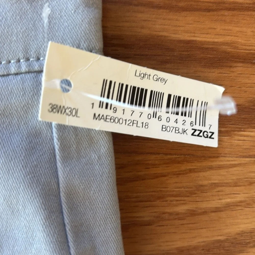 NEW Amazon Essentials Flat Front Chinos‎ Khakis Sz 38 Waist/30 Length Light Grey